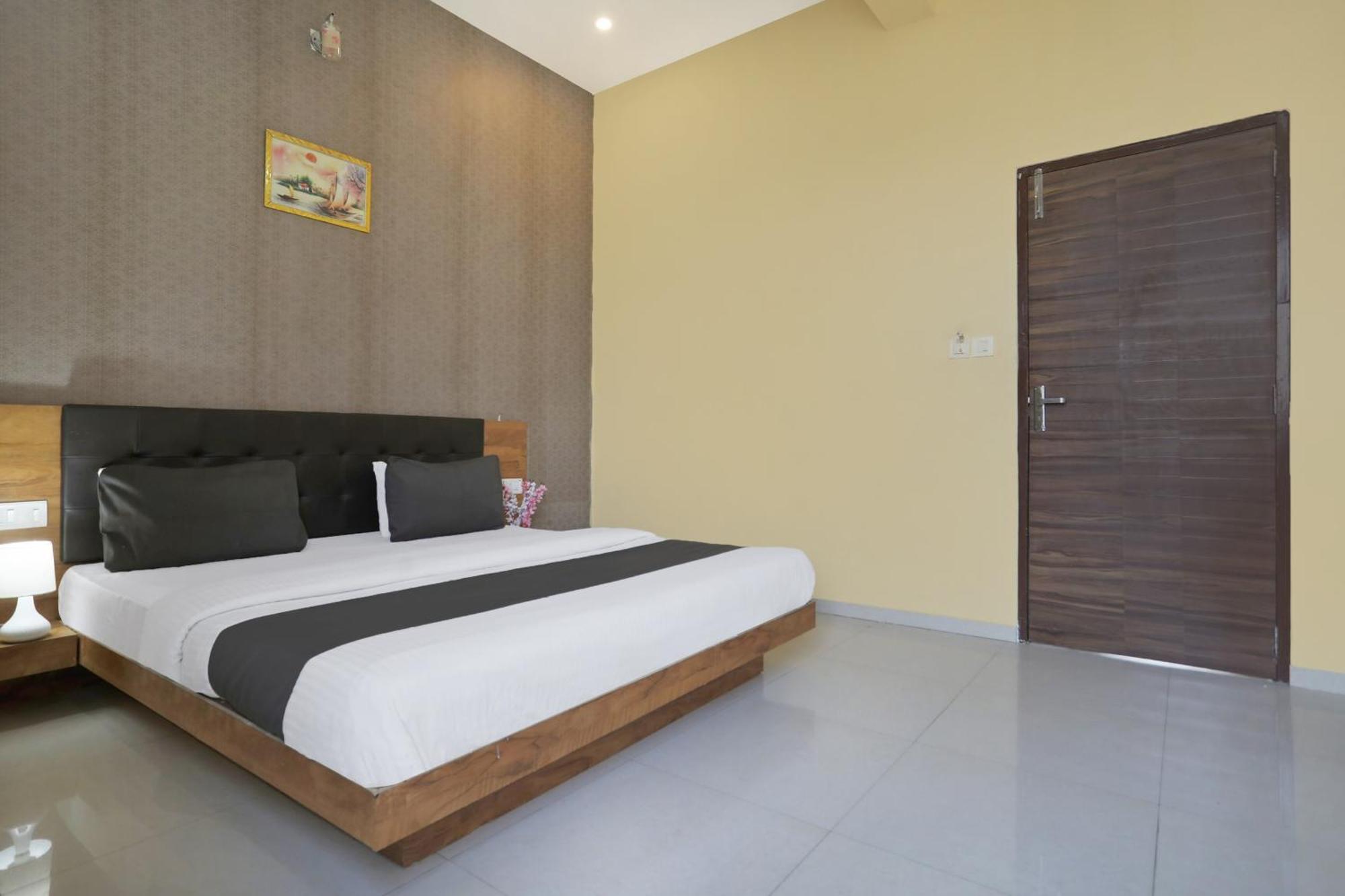 Collection O Amet Garh Hotel Udaipur Luaran gambar